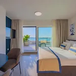 شقة Dernaj
