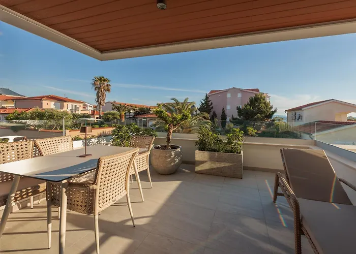 Apartamento Dernaj Vir